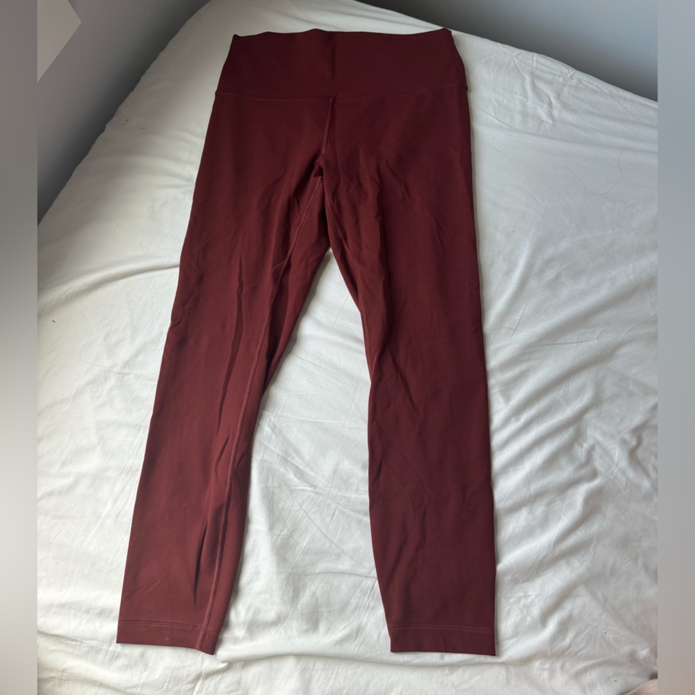 Lululemon Wunder Train Tight 25” in Date Brown, size 10